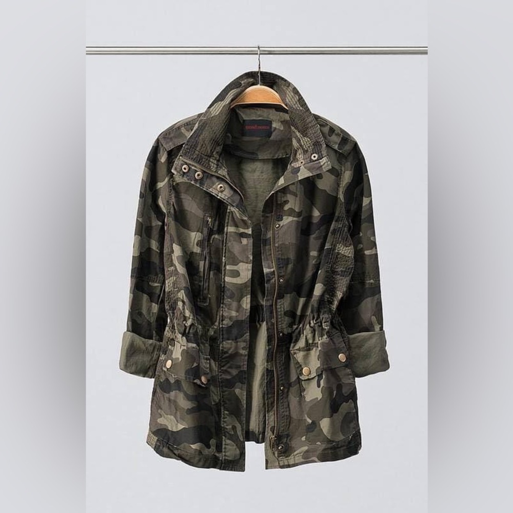 NWT Camo print jacket-Size L